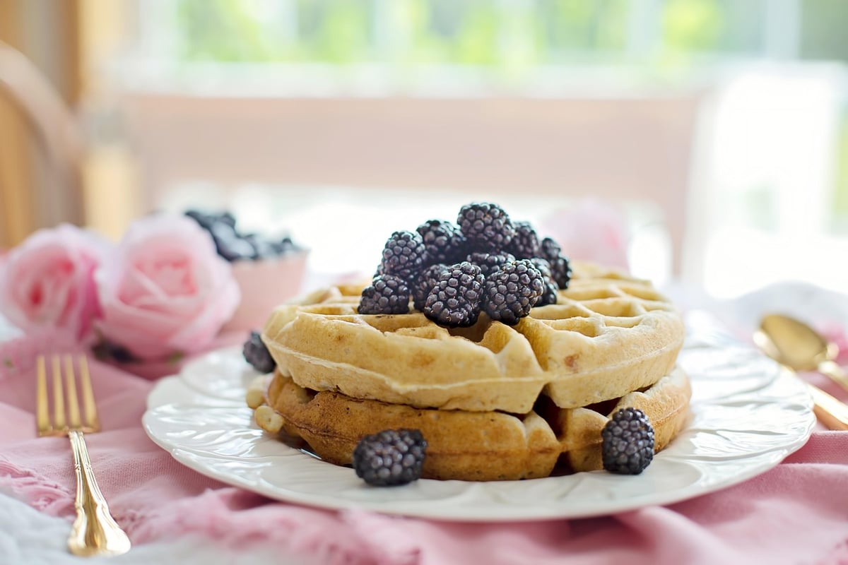 Wie bereitet man das perfekte Sonntagsfrühstück zu?